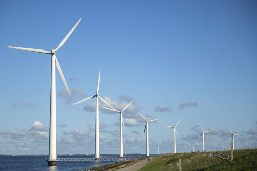 Windmolens IJsselmeer: wat gaat er wanneer gebeuren? Interview met Matthew May